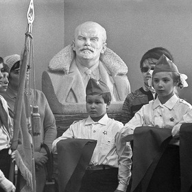 1978 .   .